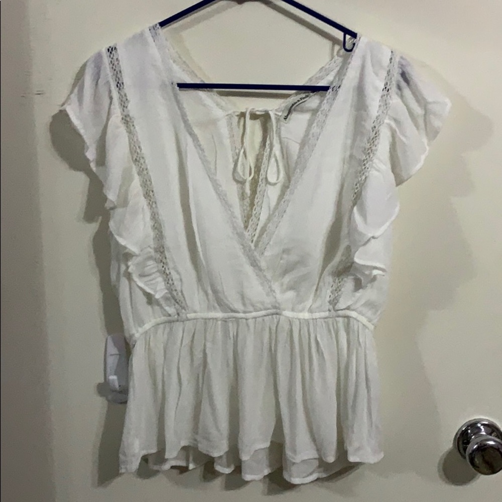 NWOT White Ruffle Blouse